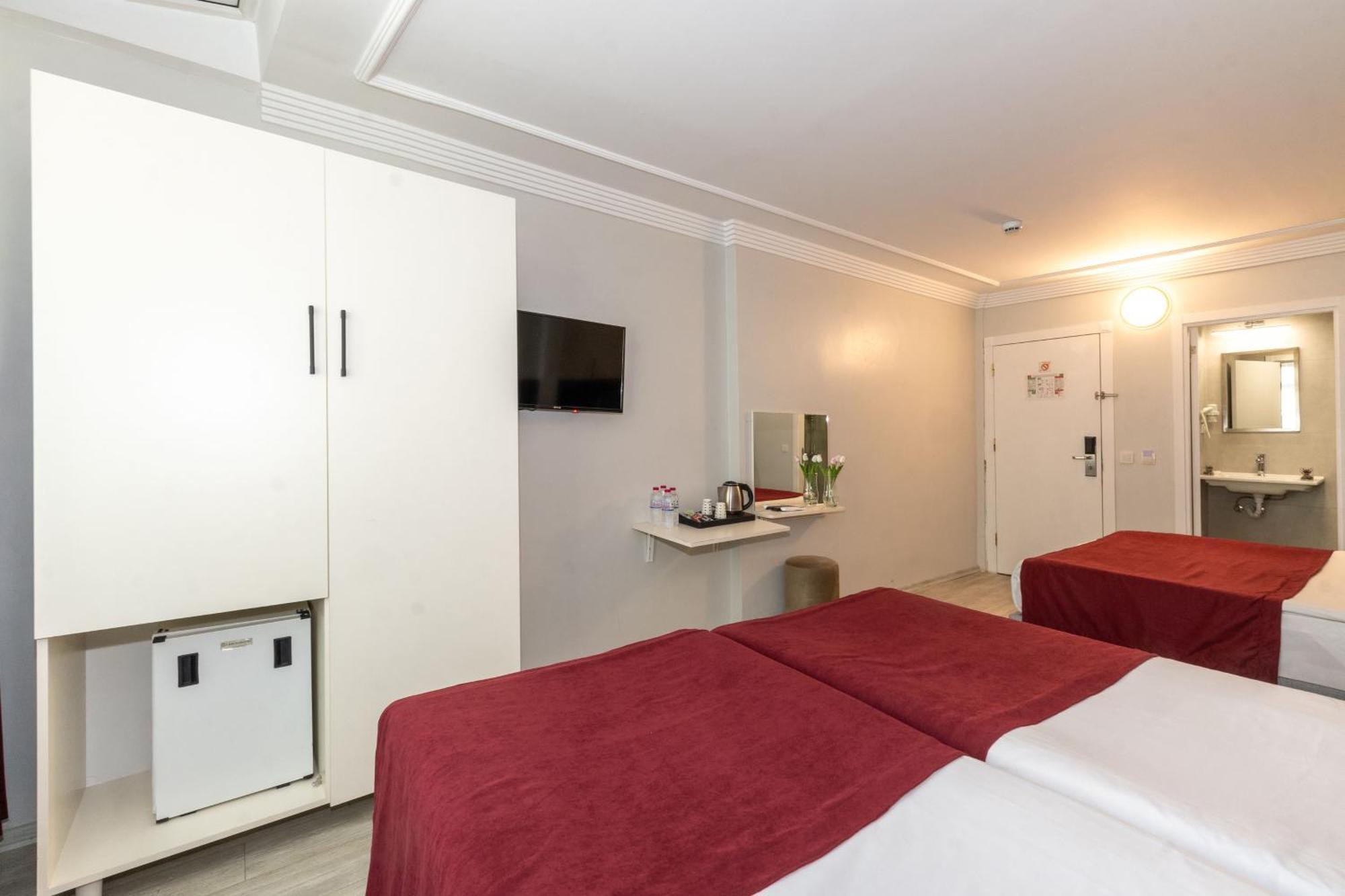 Istanbul Holiday Hotel Luaran gambar