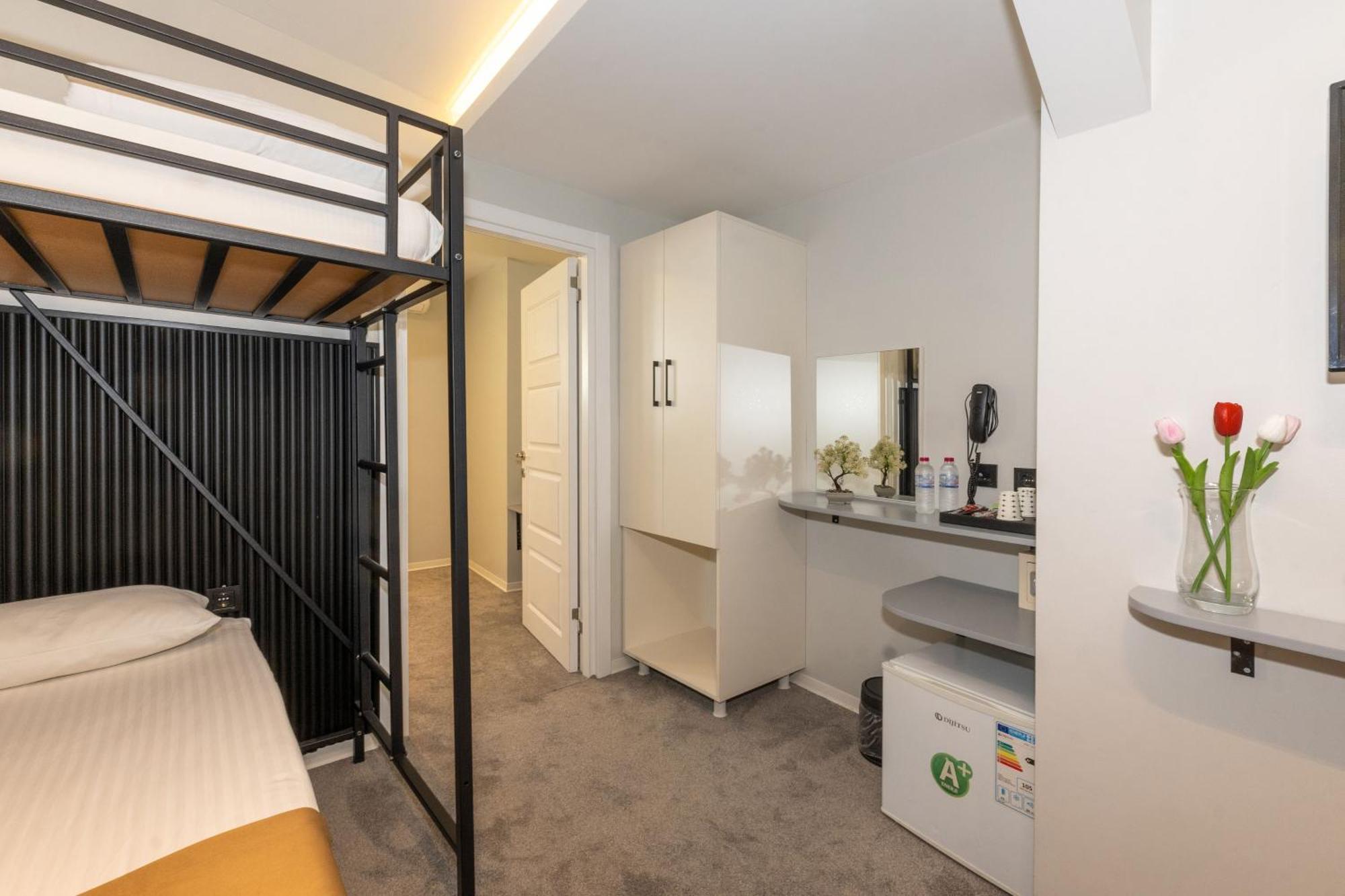 Istanbul Holiday Hotel Luaran gambar